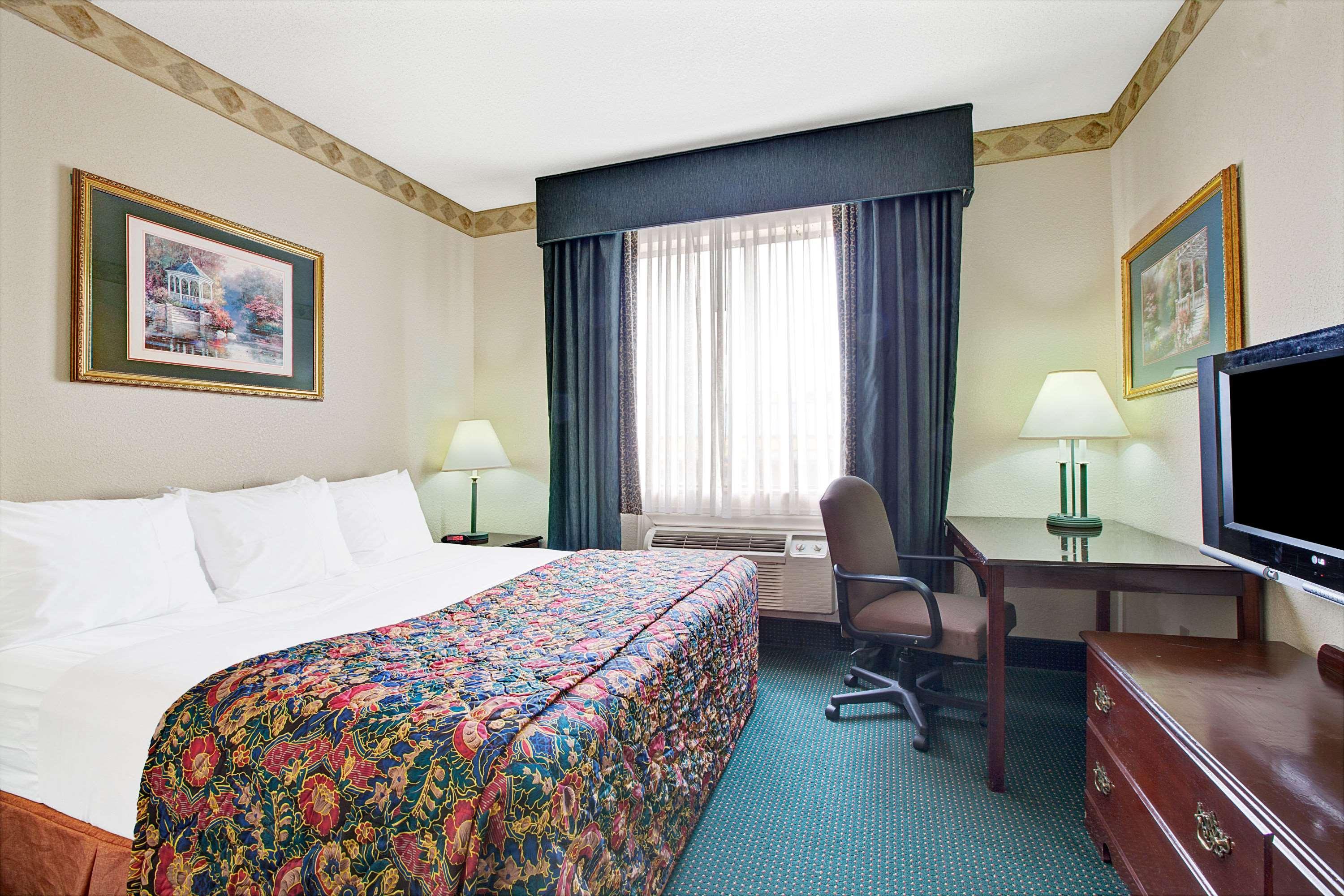 Otel Days & By Wyndham North/aldine Houston